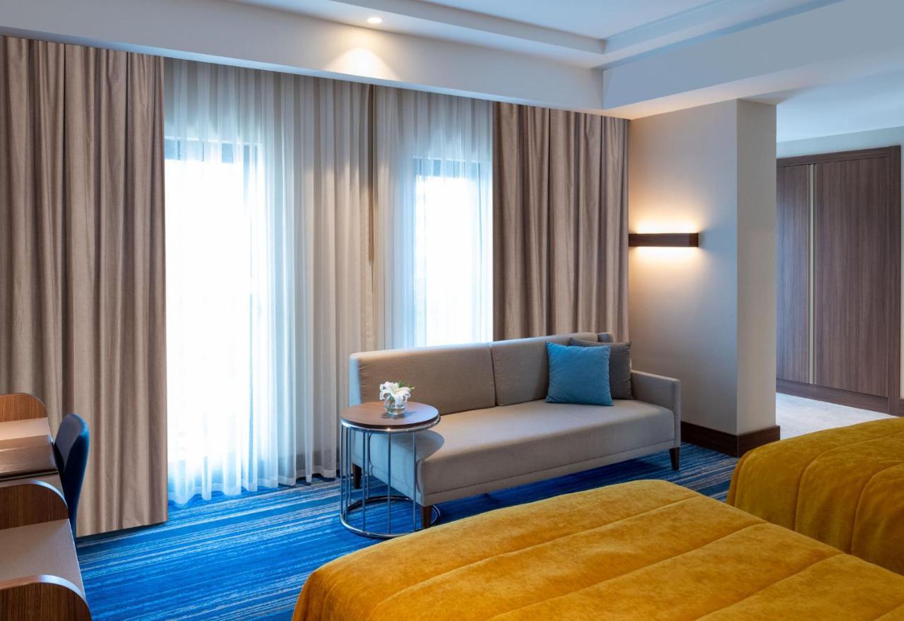 Moevenpick Hotel Istanbul Asia Airport Eksteriør bilde Deluxe Room