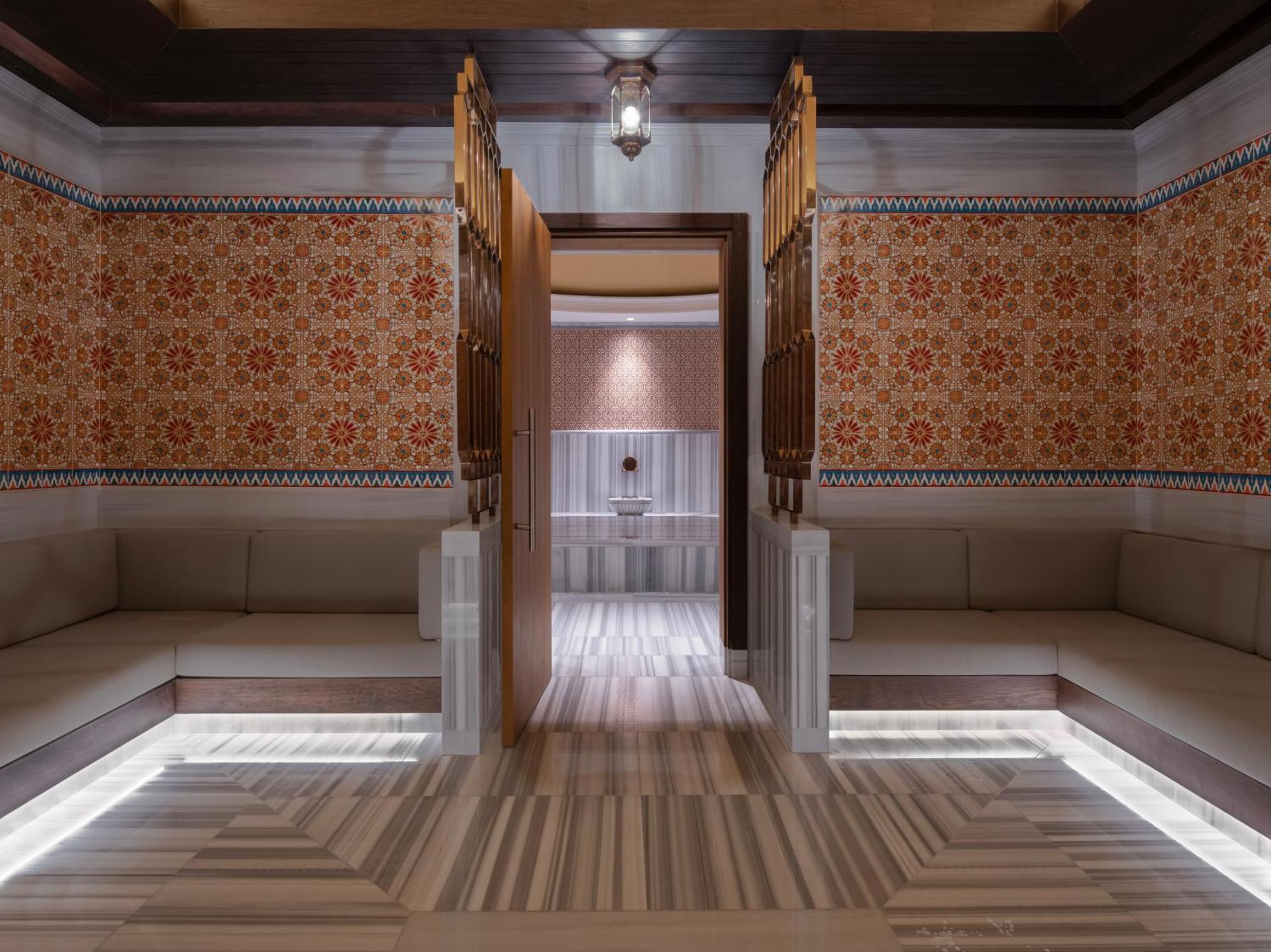 Moevenpick Hotel Istanbul Asia Airport Eksteriør bilde Turkish bath